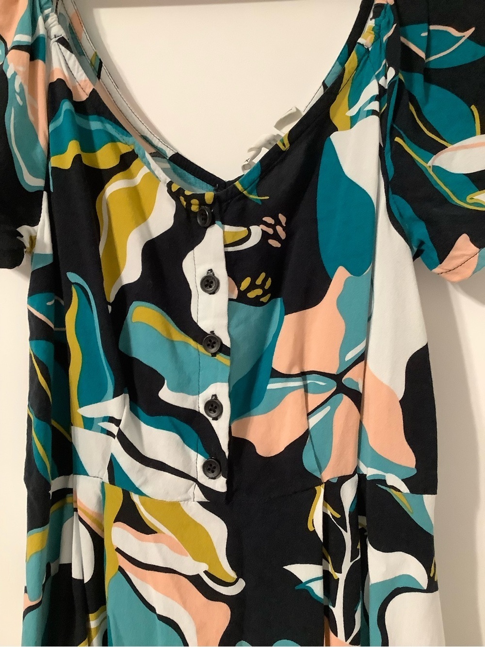 Roxy Black Teal Peach Short Sleeve Floral Top - Picture 2 of 4